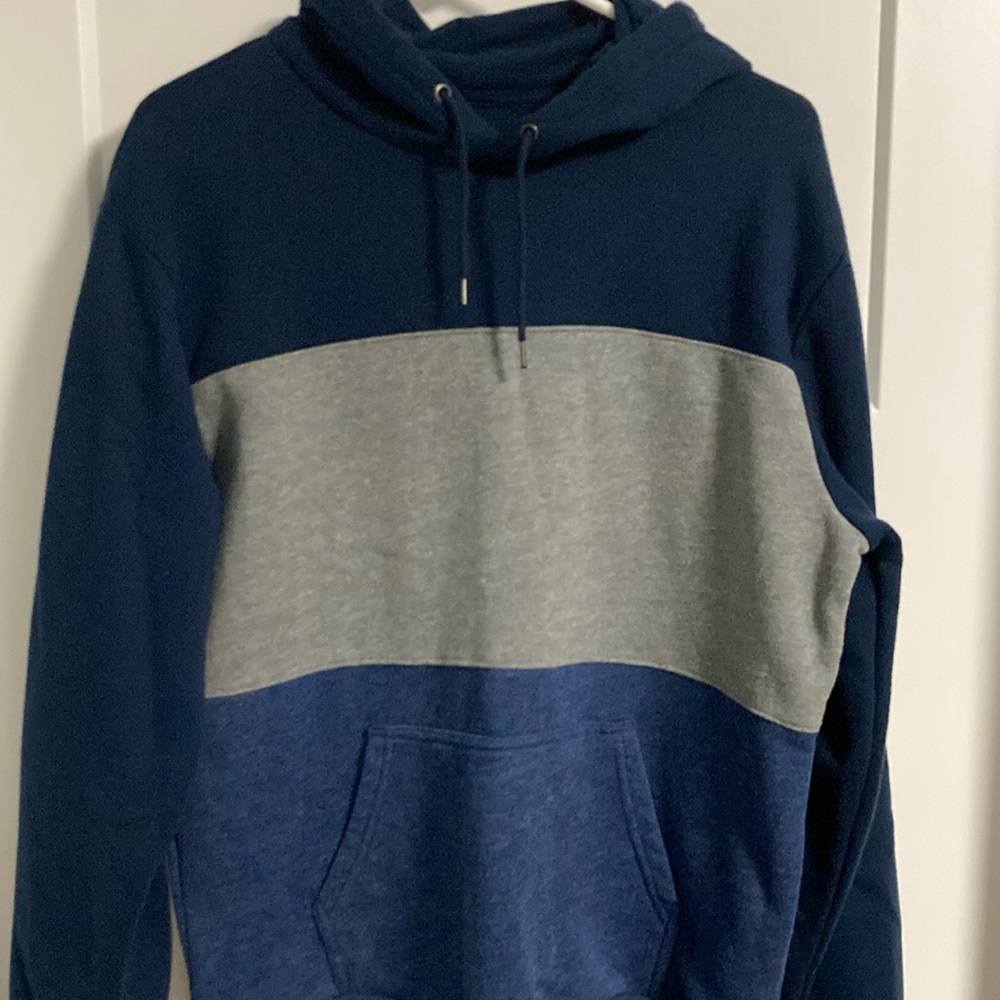 Men’s urban pipeline hoodie size M